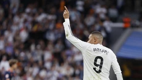 Mbappé aviva la lucha por el 'Pichichi'