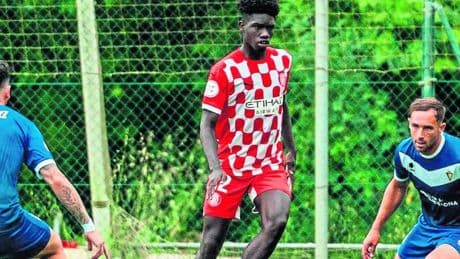 El Girona B continúa adelante