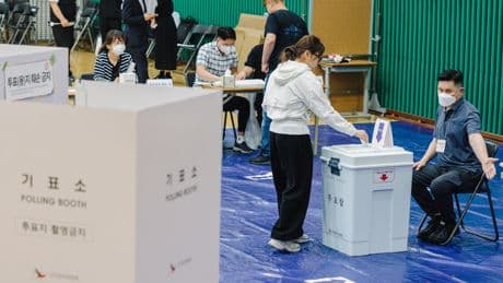 Live Updates: South Korea’s Opposition Leader Likely to Be Next President, Exit Poll Shows