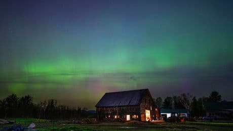 Here are all the places in the US that you can see the northern lights tonight