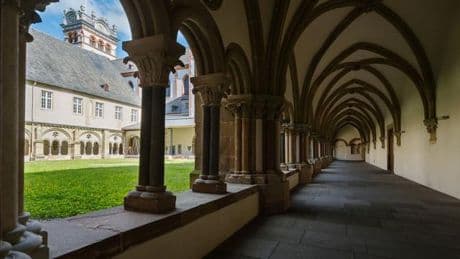 Kloster: Endlich! Kreuzgang des Klosters St. Matthias fertig saniert