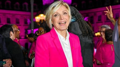À 77 ans, Évelyne Dhéliat n’est pas pressée de prendre sa retraite