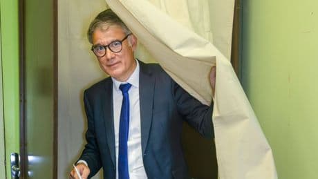Congrès du PS : avenir compliqué en vue de 2027 pour Olivier Faure, réélu de justesse