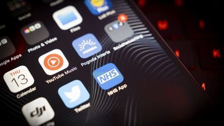 Millions to be invited for NHS dementia and cancer trials by phone notifications