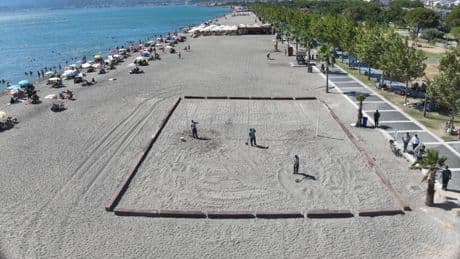 Altınkum Sahili plaj voleyboluyla şenlenecek