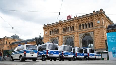 Hannover: Bundespolizei: "Messer gehören nicht in den Hauptbahnhof"