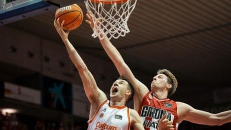 El Valencia vence en Girona y se asegura la condición de cabeza de serie