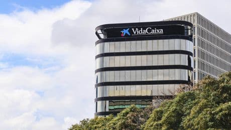 CaixaBank recupera el liderazgo en el negocio de seguros