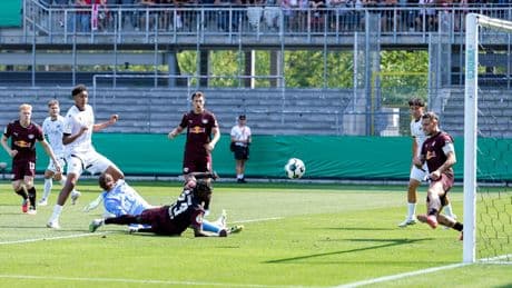 Kurz vor dem Bayern-Start - Abwehr-Alarm! RB Leipzig hinten noch nicht dicht