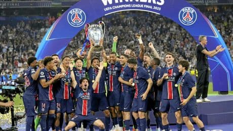 Le PSG remporte la Ligue des champions au terme d’une performance stratosphérique