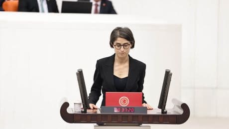 DEM Partili Cupolu Diyarbakır’daki sağlık sorunlarını Meclis gündemine taşıdı