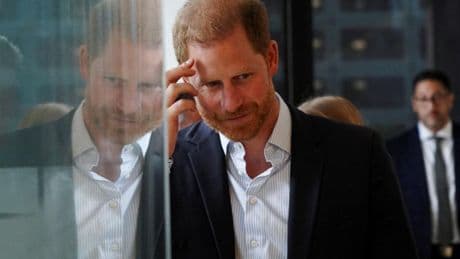 El príncipe Harry quiso dejar de ser un Windsor y adoptar el apellido de soltera de su madre