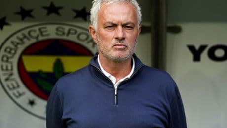 Jose Mourinho: Ligde bazen garip şeyler oldu