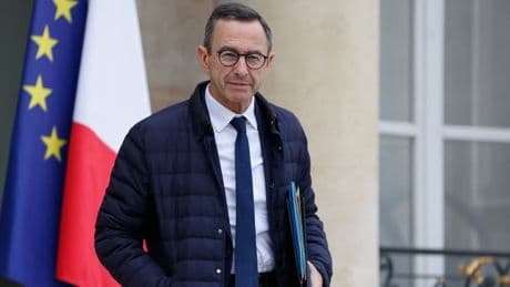 "Les menaces demeurent élevées": ce que contient le télégramme de Retailleau demandant une "vigilance accrue" sur les lieux de culte musulmans