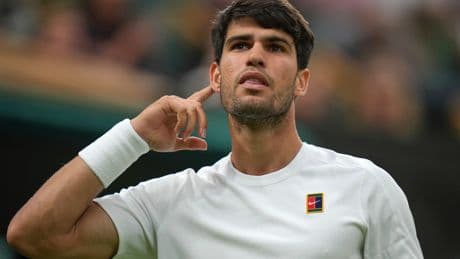 Alcaraz saca el cañón, doblega a Rublev y ya está en cuartos