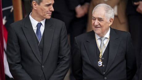 Tertulia de Federico: Sánchez y Pumpido atentan contra la democracia española