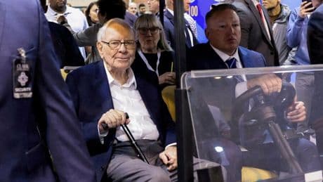 Berkshire Hathaway: Warren Buffett macht Weg für Nachfolger frei
