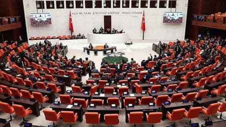 TBMM'nin çalışma süresi uzatıldı
