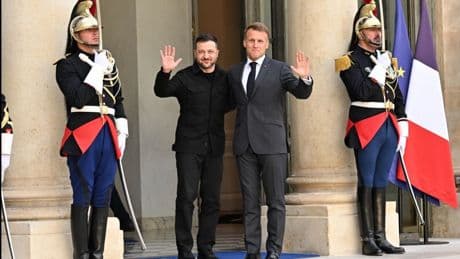 Macron: 26 ülke Ukrayna'ya asker göndermeye hazır