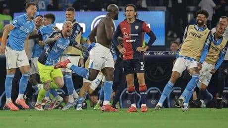 Denzel Dumfries en Stefan de Vrij grijpen met Inter naast titel, kampioenschap Italië voor Napoli