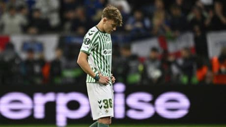 El Aston Villa negocia con el Betis por Jesús Rodríguez