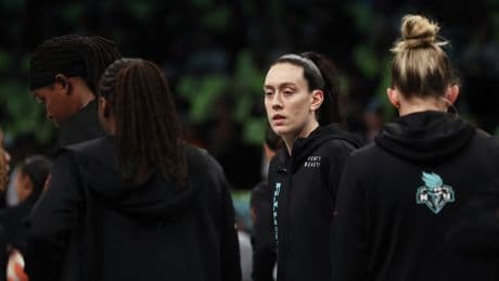 Breanna Stewart’s indefinite injury absence adds to growing list of Liberty questions