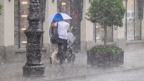 Dauerregen über Deutschland - Dieser Sommer ist eine Frechheit