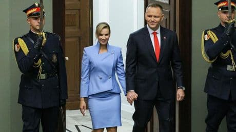 Staatsoberhaupt: Polens neuer Präsident Karol Nawrocki vereidigt – Tusk reagiert scharf auf Antrittsrede
