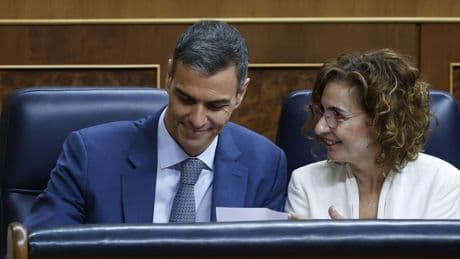 Una y hasta dos mociones de confianza