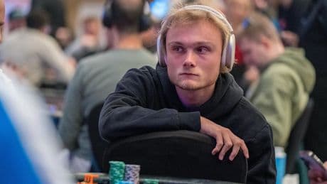 Nur noch 6 Spieler im Rennen - Deutsches Poker-Duo jagt 2-Mio.-Jackpot