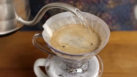 El café está más caro que nunca. Unos investigadores han descubierto cómo hacerlo igual de rico utilizando menos café