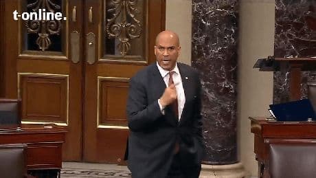 USA: Demokrat Cory Booker attackiert eigene Partei im Senat