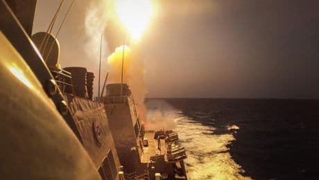 Yemen açıklarında bir gemiye saldırı düzenlendi