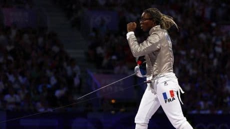 Escrime : avec Sarah Noutcha sacrée championne d’Europe de sabre, la relève est assurée