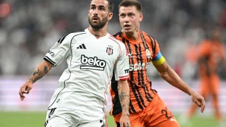 Beşiktaş zoru başarmak için sahada!