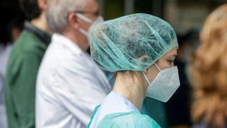 Las enfermeras critican a Sanidad y las CCAA por no financiar más plazas en Universidad como en Medicina