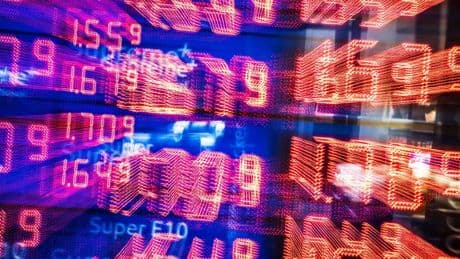 Irreführung an Zapfsäulen: Alle 15 Minuten ändert sich der Benzinpreis – was heißt das für die Kunden?