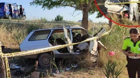 Konya'da otomobil ağaca çarptı: 1 ölü, 2 yaralı