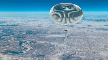 Ballon de surveillance, drone solaire… Le ministère des Armées veut investir la "très haute altitude"