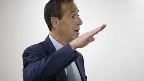 Guerra hipotecaria en España: los bancos tiran los precios para captar clientes