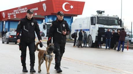 INFO BFMTV. Françaises emprisonnées en Turquie pour trafic de drogue: un détenu d'Amiens, proche du crime organisé, visé par une enquête
