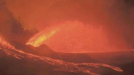 Kilauea yine uyandı! Hawaii’de lavlar 100 metreye fırladı