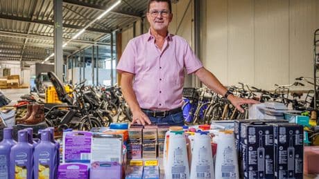 Dit gebeurt er met door politie in beslag genomen spullen: ’Lullig tasje bleek 38.000 euro waard’