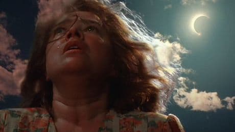 El eclipse más perturbador del cine cumple 30 años: una adaptación de Stephen King escrita por el creador de la serie de 'Star Wars' 'Andor'