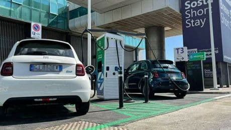 Costi di ricarica delle auto elettriche, Italia al 7° posto in Europa: la spesa media è 20,30 euro per un ?pieno? di elettroni