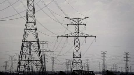 Las grandes eléctricas ponen en duda la "independencia y objetividad" de la investigación europea del apagón