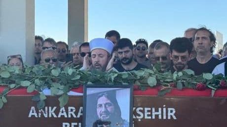 Gazeteci-yazar Nihat Genç Ankara'da son yolculuğuna uğurlandı