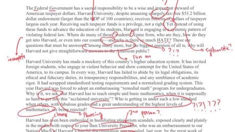 El Gobierno de Trump acusa a Harvard de antisemitismo en una carta que las redes sociales ridiculizan corregida en rojo