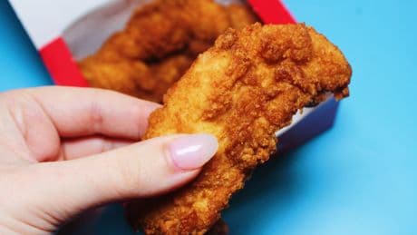I tried chicken tender meals from McDonald's and Chick-fil-A. One chain served up juicier tenders.