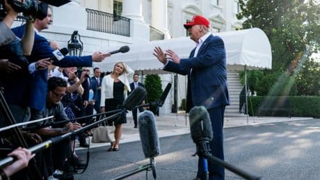 Donald Trump et Elon Musk s'empoignent à nouveau au sujet de la "grande et belle loi" budgétaire